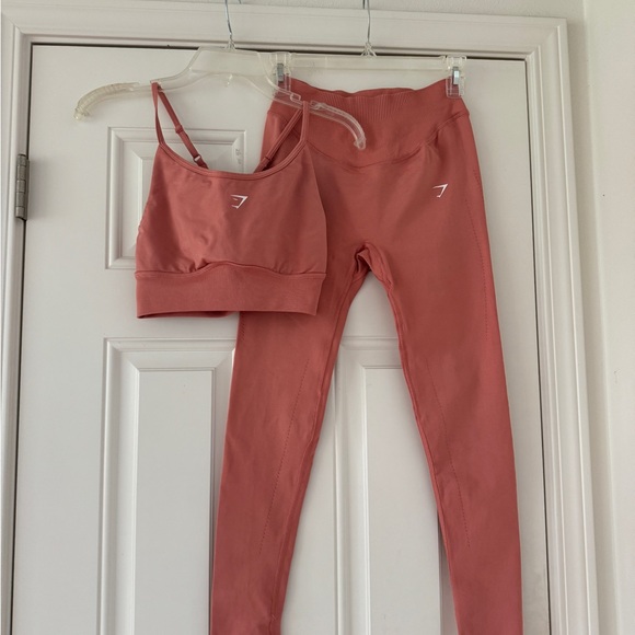Gymshark Sweat Seamless Leggings and Bra top set size S Terracotta pink - Picture 2 of 12